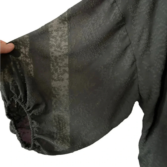 Rock & Shine 3x blouse - Picture 2 of 6